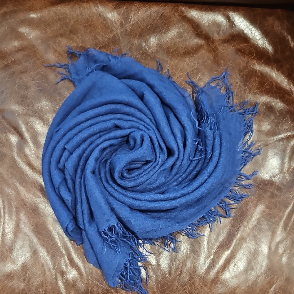 Chan Luu Cashmere/silk Scarf